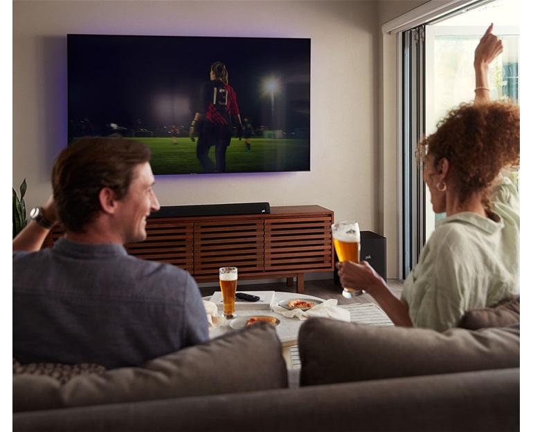 th_High--Polk_MagniFi Max AX_Soundbar_Lifestyle_03