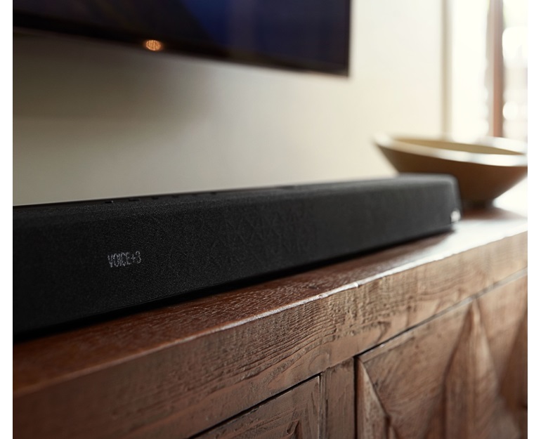 th_High--Polk_MagniFi Max AX_Soundbar_Lifestyle_07